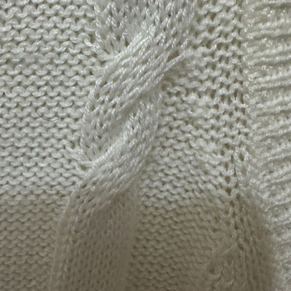 224 No Comment | NWOT Cable Knit Cropped Sweater Vest (Size M) - 3/$15 - Picture 6 of 10